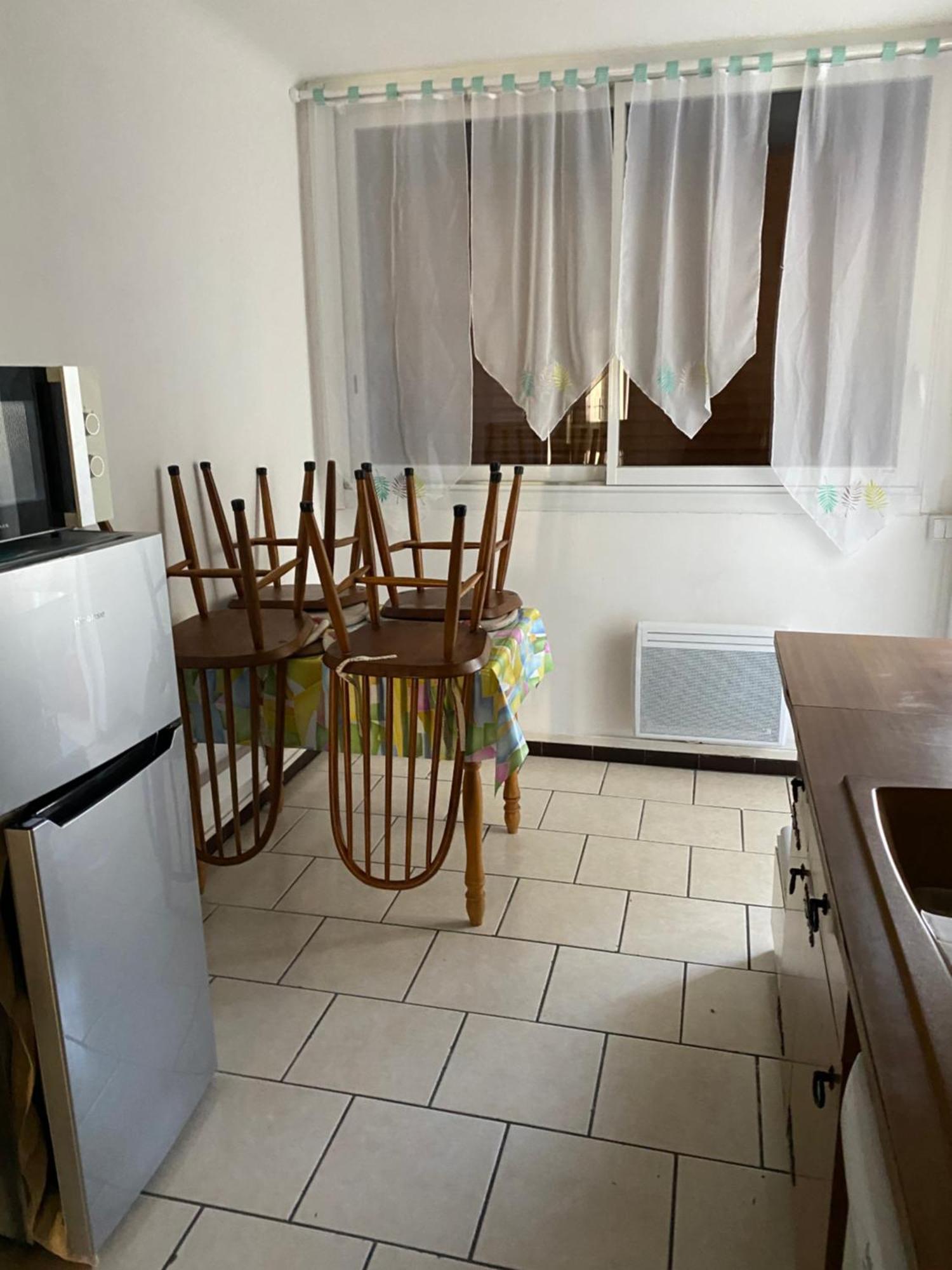 200m De La ,3mn Du Port A 50m Du Centre Apartment *
